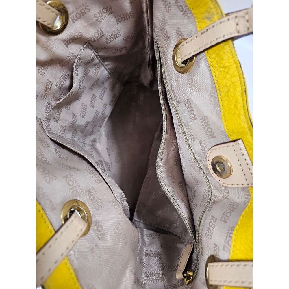 Michael Kors Bedford Yellow Pebbled Leather Tote Bag Gold Hardware MK Charm - Picture 9 of 9